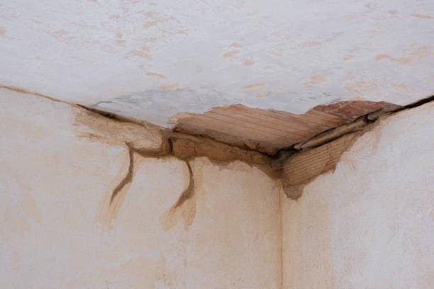 Sewage cleanup and water damage restoration in Saginaw, TX